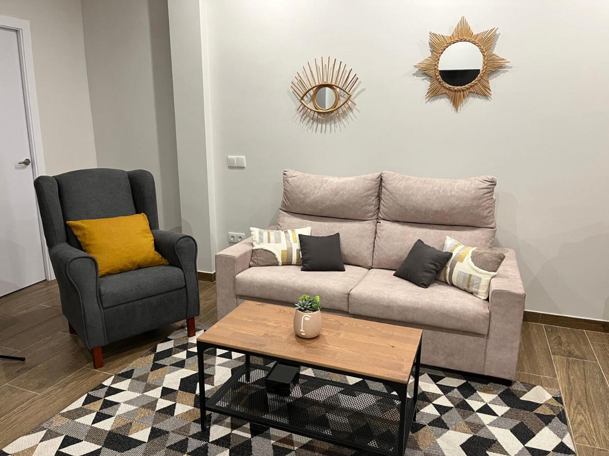 Acogedor Apartamento En La Buhaira Севиля Екстериор снимка